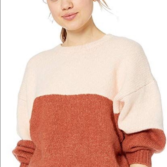 🍑Volcom Dolhearted Crewneck Sweater🍑~small - Picture 2 of 10